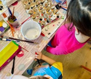 Škola za bukem (104)