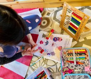 Škola za bukem (106)