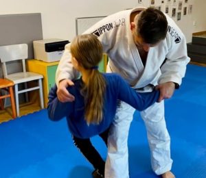 Škola za bukem (33)